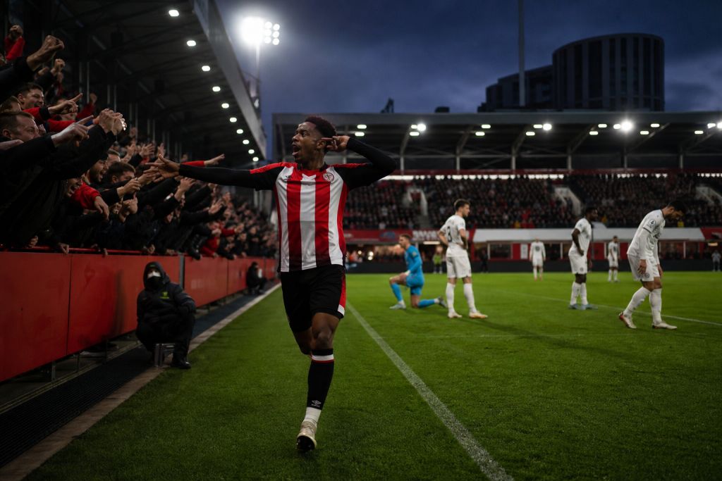 A Brentford 3-0-ra verte a Tottenhamet a Premier League nyitófordulójában