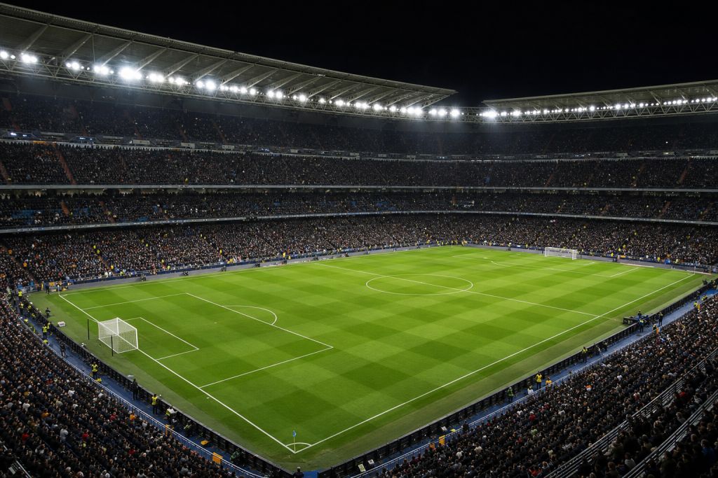 Bajnokok Ligája-este egy európai stadionban – illusztráció
