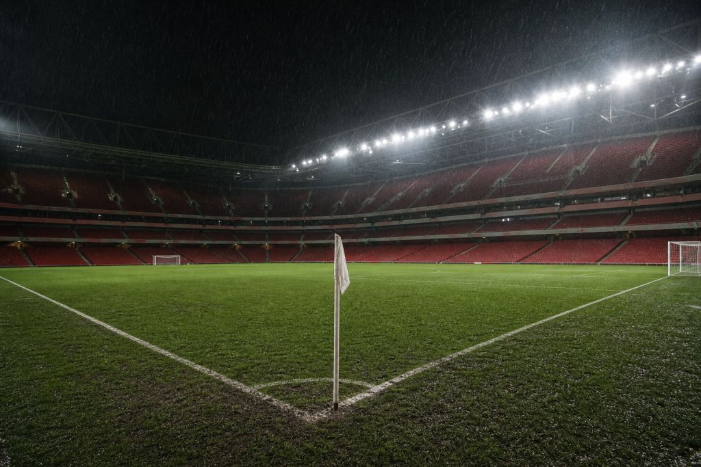 Üres stadion egy európai kupaest után – illusztráció