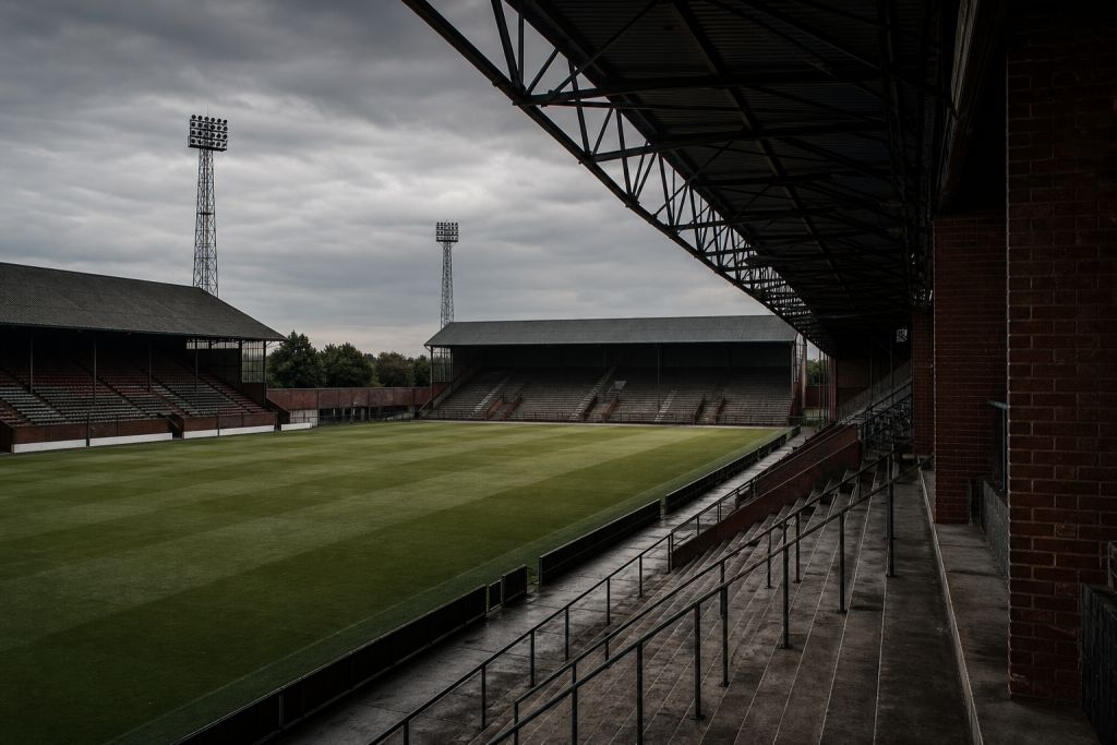 Angol stadion egy szombat délutáni bajnoki után – illusztráció