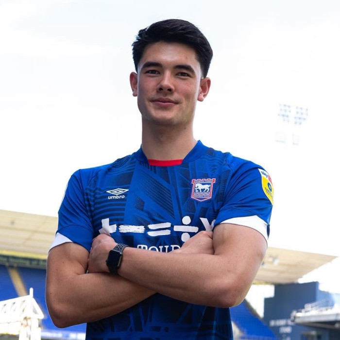 Elkan Baggott