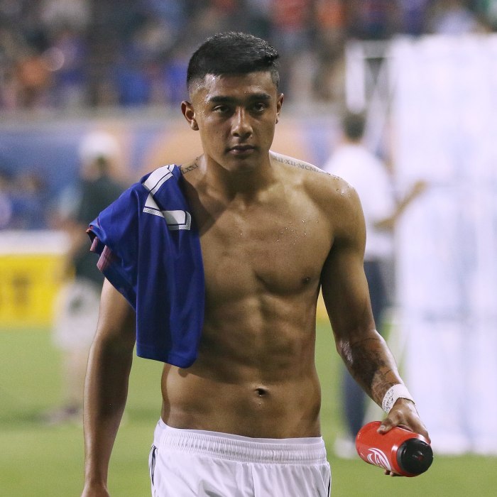 Julian Araujo